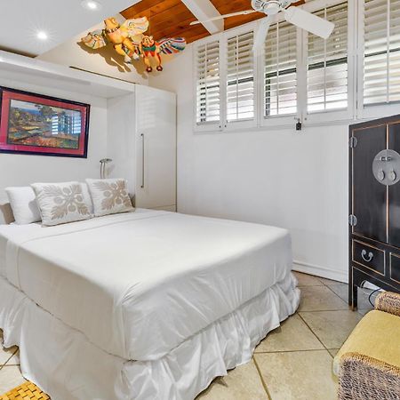 The Noniluna Two - Sleeps 9 Plus Pack N Play Lahaina Ngoại thất bức ảnh